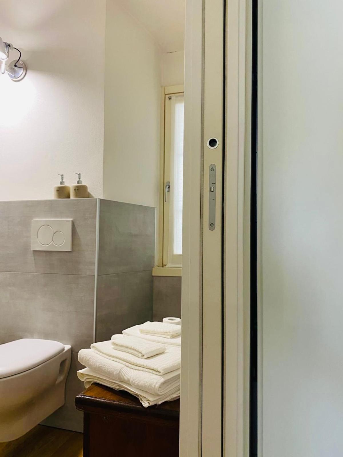 La Casina Di Alessia Apartment แบร์กาโม ภายนอก รูปภาพ